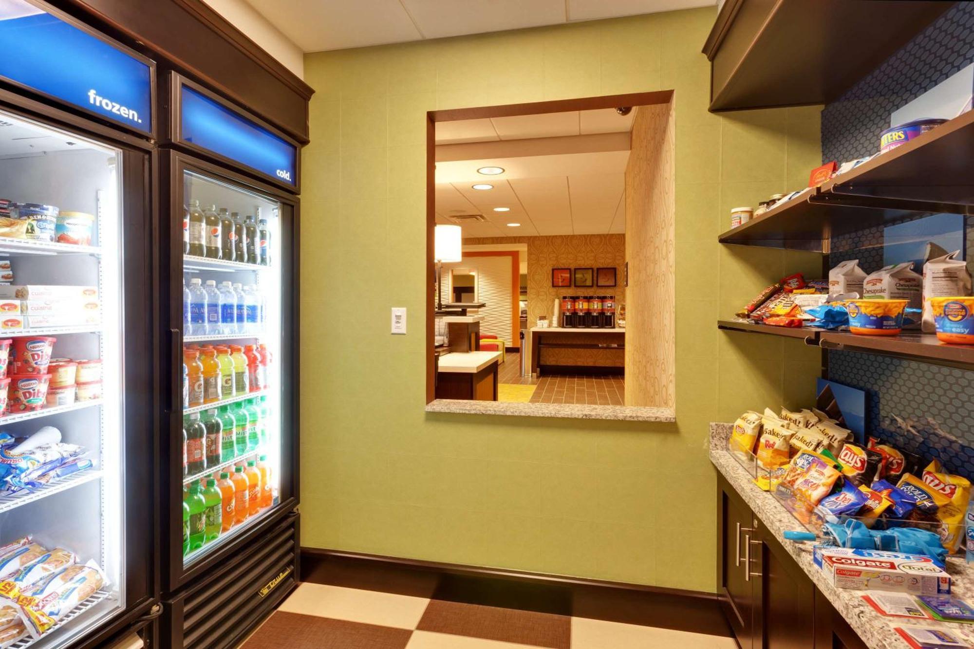 Hampton Inn Seneca Falls Exterior photo